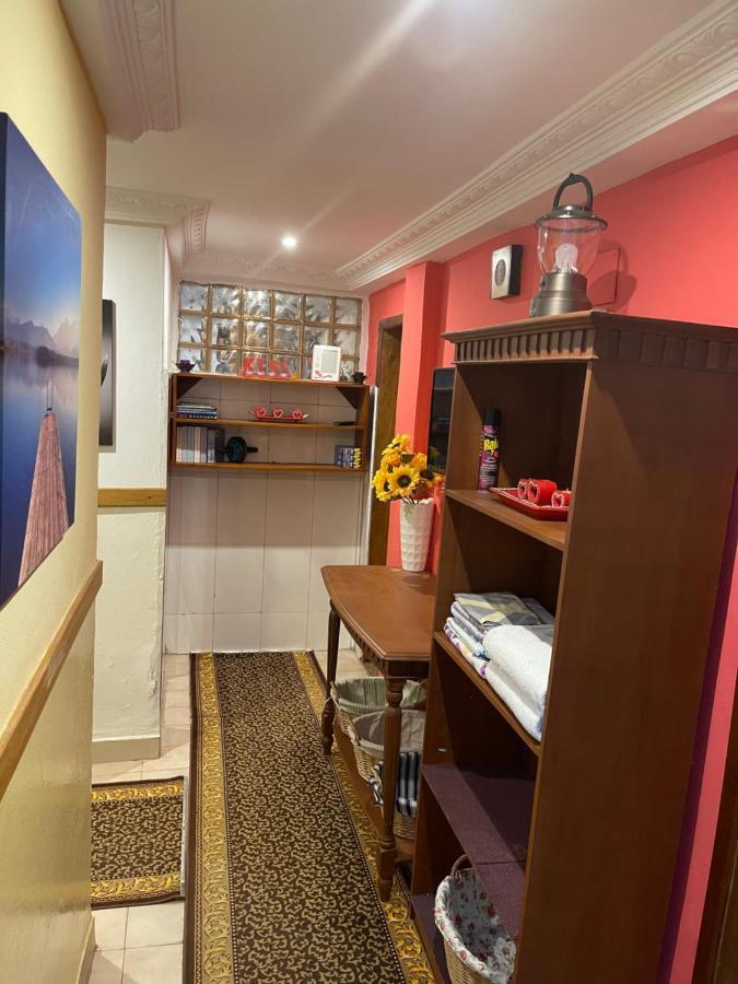 Homestay Appartement 2 Chambres Yaoundé Eksteriør billede