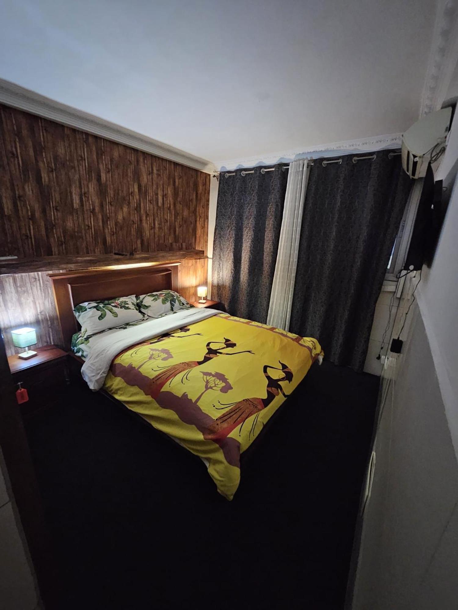 Homestay Appartement 2 Chambres Yaoundé Eksteriør billede